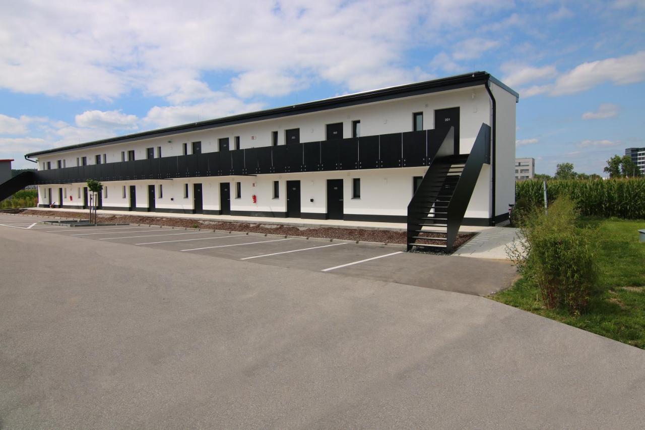 Kam Hotel By Wmm Hotels Stetten  Esterno foto